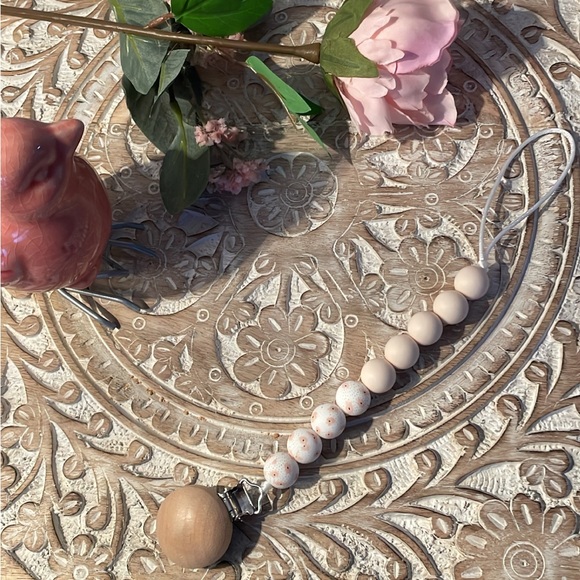 Pacifier clip - Picture 3 of 6